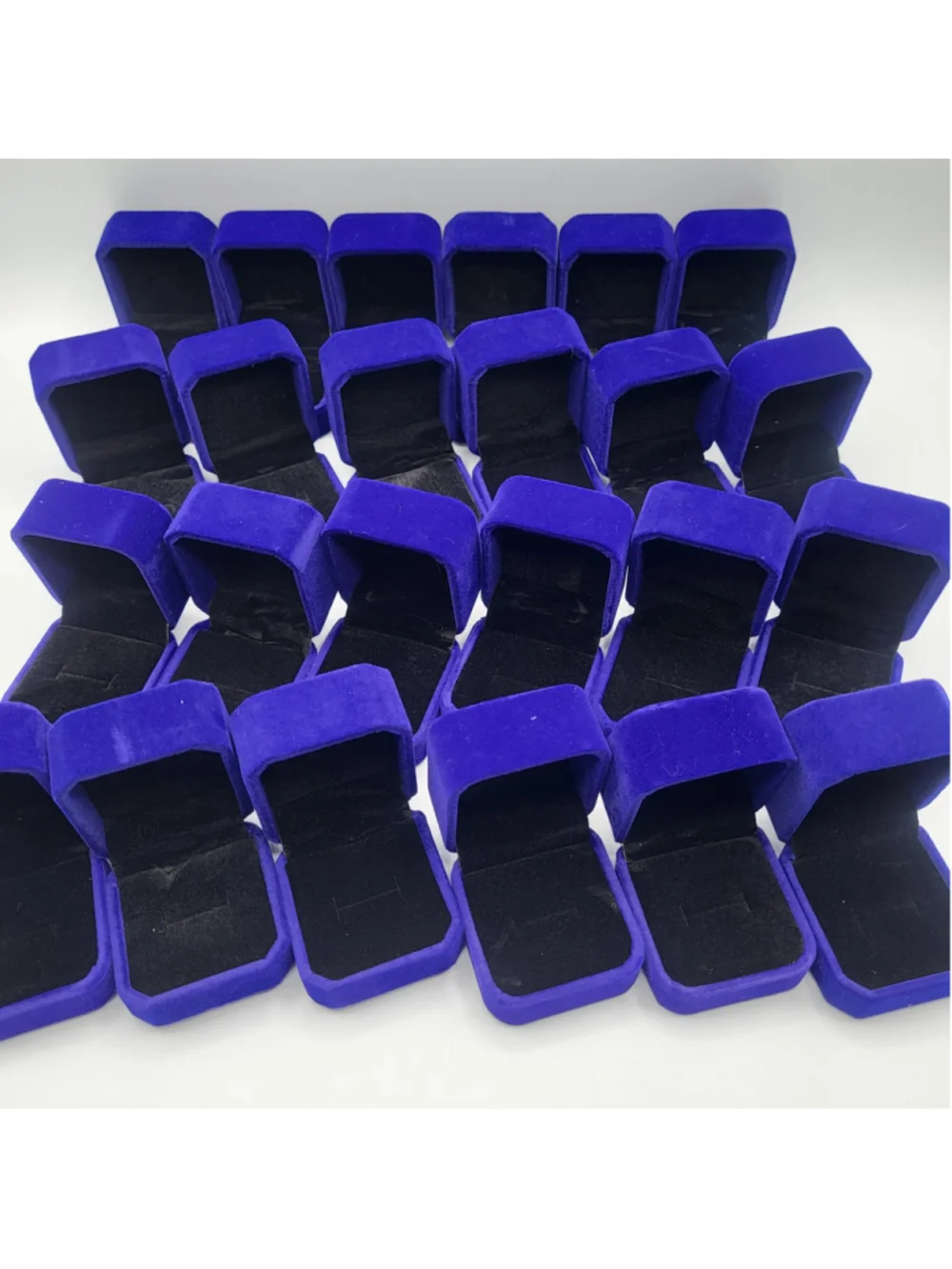 24-Pack Royal Blue Velvet Ring Jewelry Boxes–Hinged Gift Display & Storage-NWOT